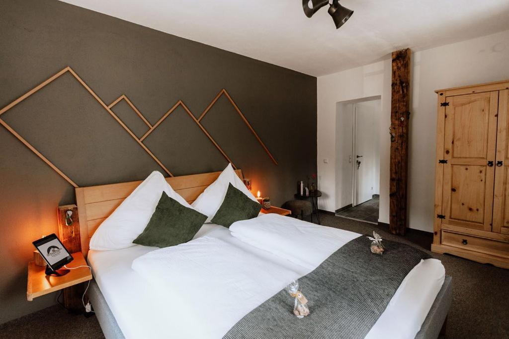 Das Schutzhaus-Bed And Breakfast-Dein Basislager Im Salzkammergut บาดเอาส์ซี ภายนอก รูปภาพ