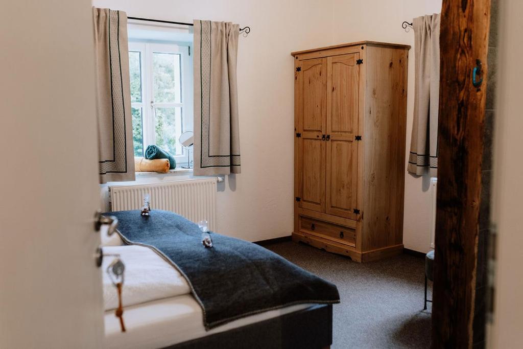 Das Schutzhaus-Bed And Breakfast-Dein Basislager Im Salzkammergut บาดเอาส์ซี ภายนอก รูปภาพ